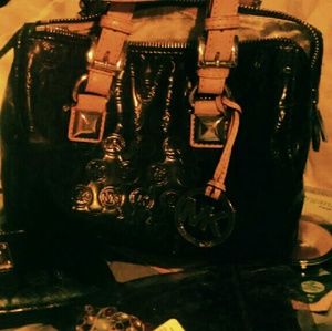 💯%AUTH. MK PATENT BLACK 👜 SILVER LEATHER GRAYSON