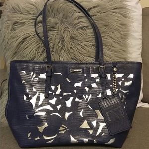 Nine West tote