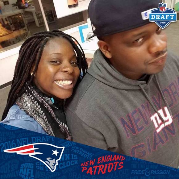 Meet your Posher, Queenchawklet - Picture 1 of 1