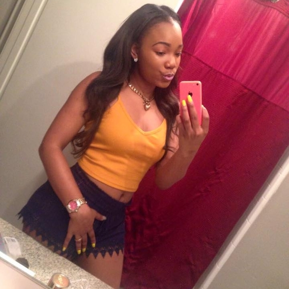 Meet your Posher, Ari - Picture 1 of 1