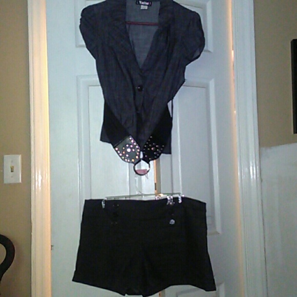 Casual shorts set - Picture 3 of 3