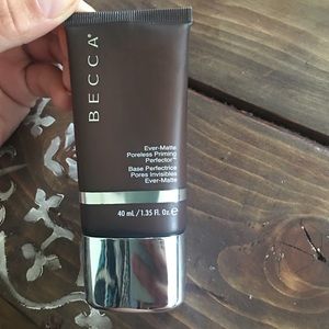 BECCA Ever Matte Poreless Priming Perfector