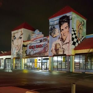 Meet your Posher, Sophie