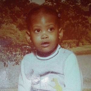 Meet your Posher, Monica