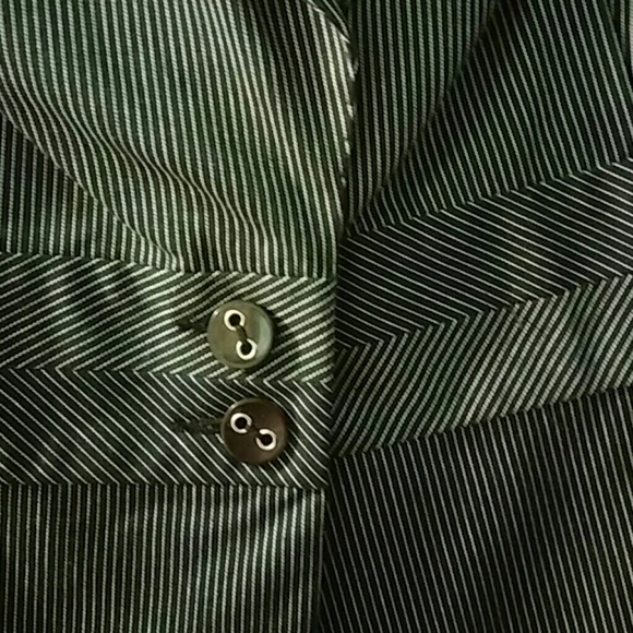 Jacket - Picture 3 of 4