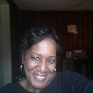 Meet your Posher, Cynthia
