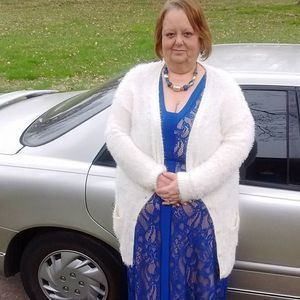 Meet your Posher, Becky