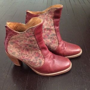 Anthropologie booties! J Shoes - great condition