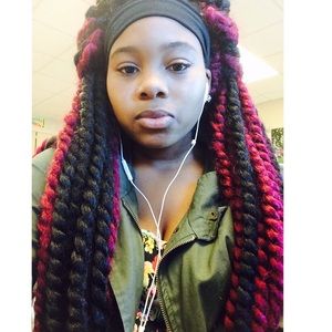 Meet your Posher, Nikita