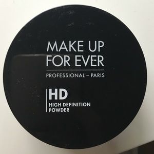 Make up forever HD powder