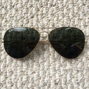 Ray Ban Large Aviator Sunglasses