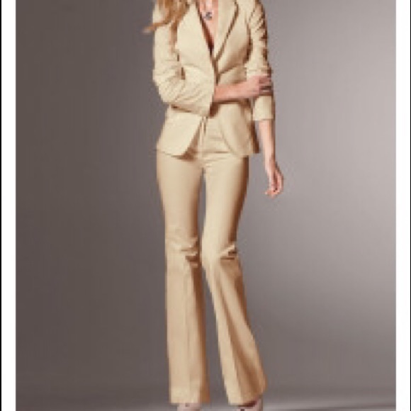 Figure flattering suit
