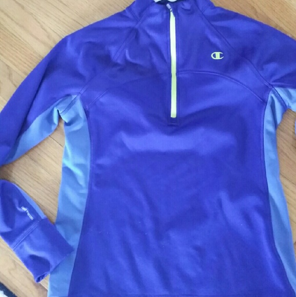 Fabulous Athletic pullover quarter zip top!