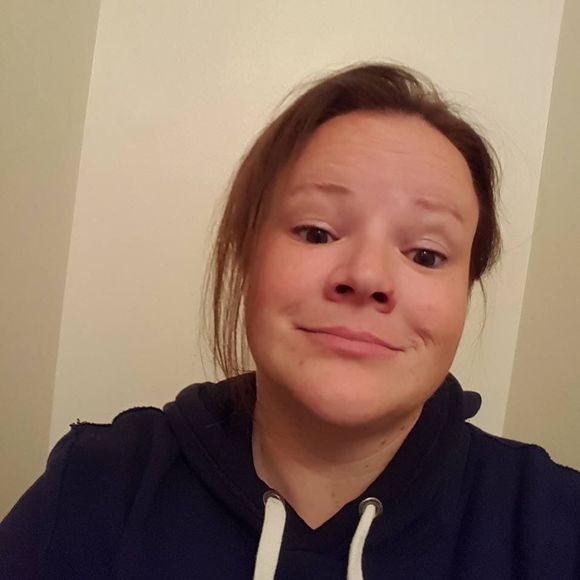 Meet your Posher, Becky