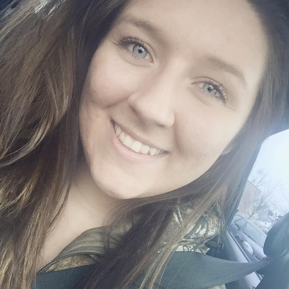 Meet your Posher, Malory