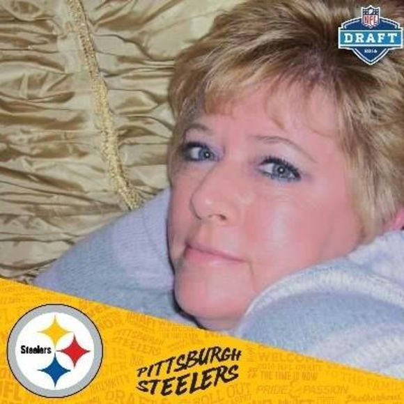 Meet your Posher, Stephanie - Picture 1 of 1