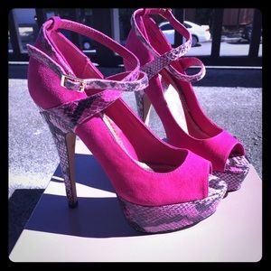 Bakers Harlee in Hot Pink Sz 6.5M NIB