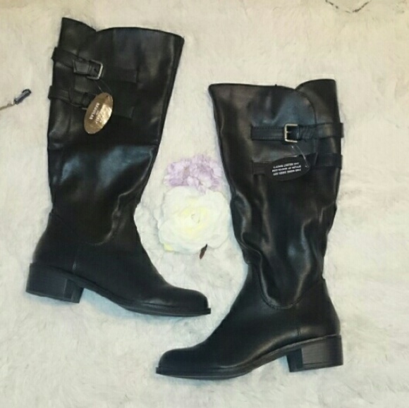 NEW! BLACK KNEE-HIGH BOOTS