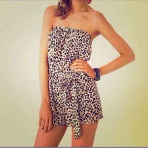 💥SALE 💥F21 cheetah romper
