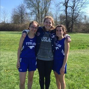 Meet your Posher, Alivia