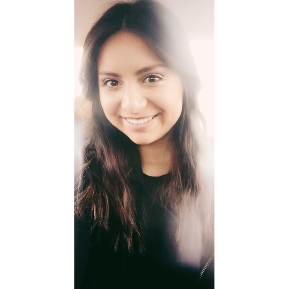 Meet your Posher, Tabitha