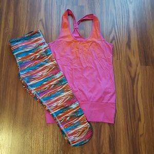 Bundle for j3nn8 2 tops + outfit !