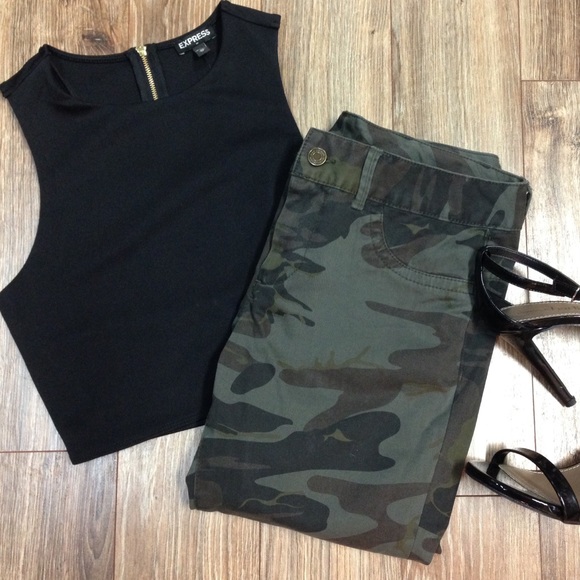 *NWT* Victoria's Secret camo pants
