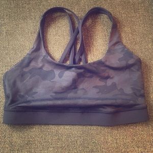 Lululemon sports bra