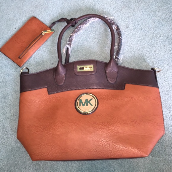 NEW Michael Kors Shopper Purse