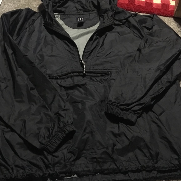 GAP Jackets & Blazers - NWOT Gap windbreaker