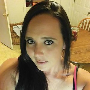 Meet your Posher, Elissa