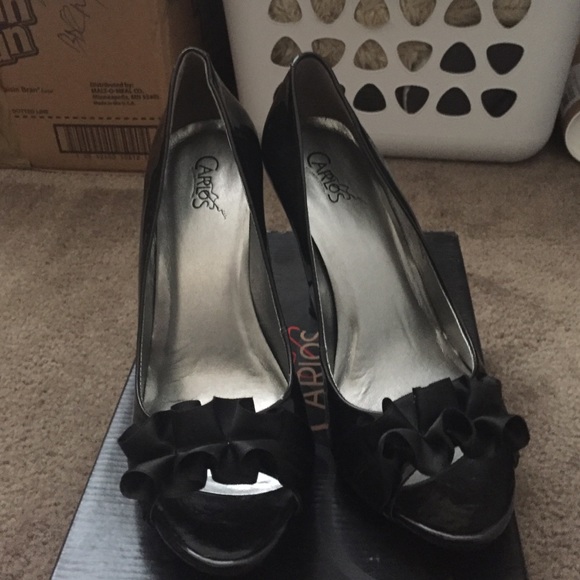 Carlos Ruffle Platforms - Picture 2 of 4