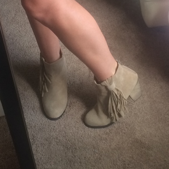 Brand New tan booties with fringe detail! - Picture 3 of 4