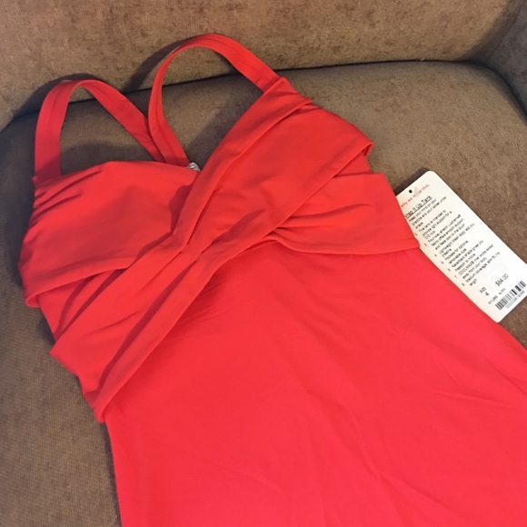 Wrap it up tank Lululemon size 4.