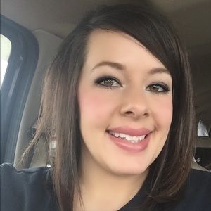 Meet your Posher, Mandy