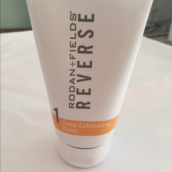 Rodan and Fields Reverse Face wash