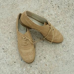 Oxford shoes