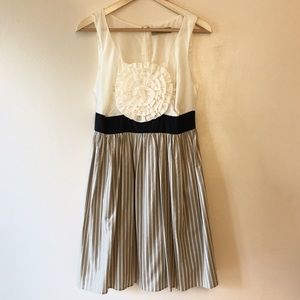 Anthropologie Bold Boutonniere Dress by burlapp