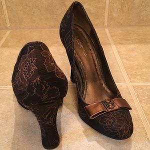 Brown Floral Print Heels
