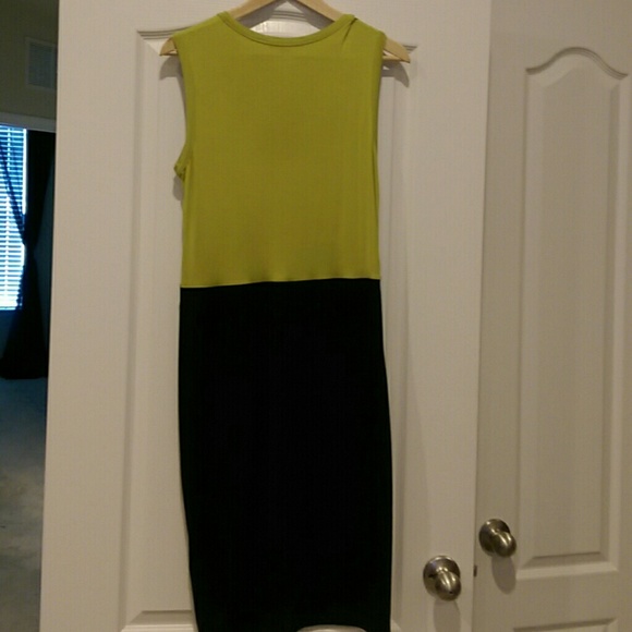 Kenneth Cole Midi Dress - Picture 4 of 4