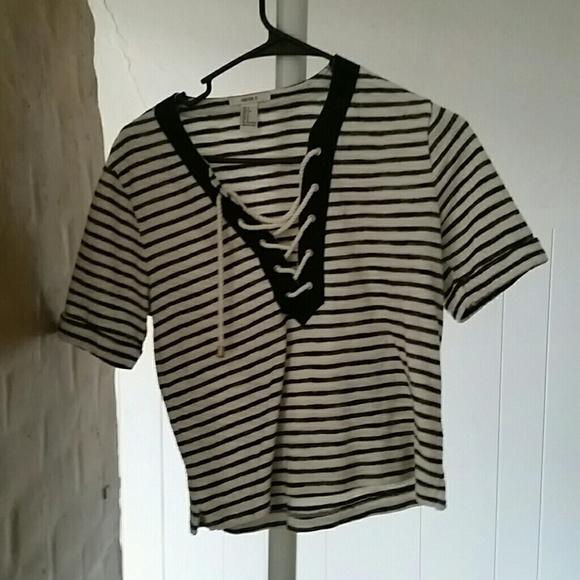 Lace up striped shirt - Picture 1 of 1