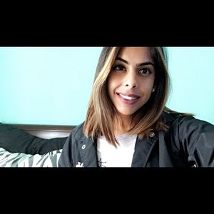 Meet your Posher, Gala