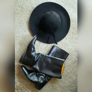 *Leather Riding Boots!*