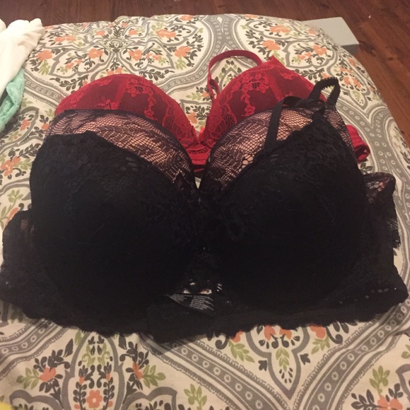 Lot of bras