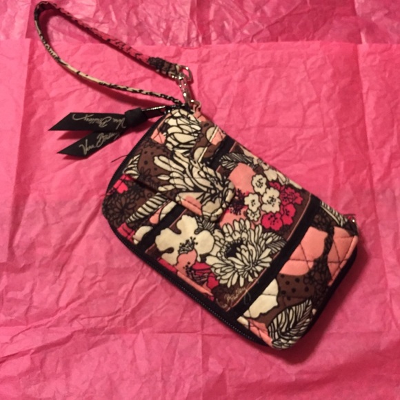 Vera Bradley wristlet/wallet.