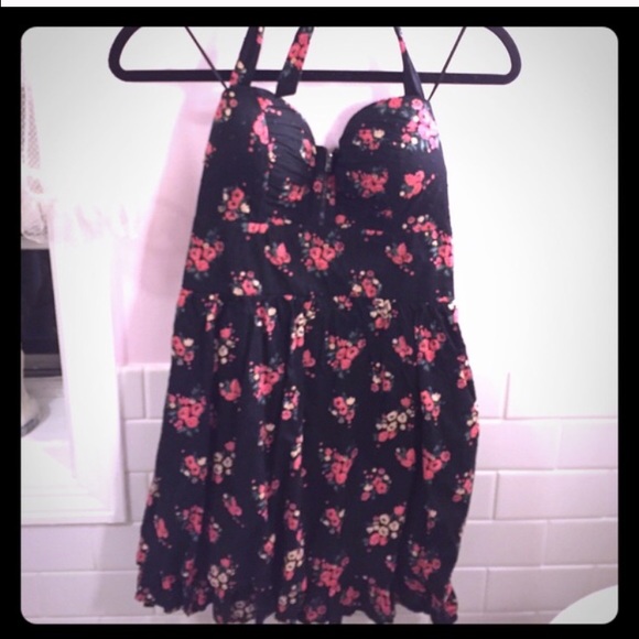 Halter dress