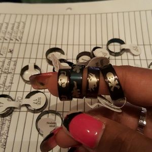 Bands men and women Bands men and women
