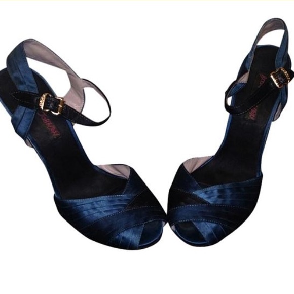 betsey johnson joliee sandal