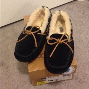 Black Ugg Moccasins