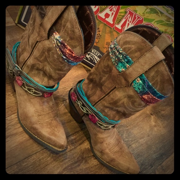 Durango western boots sz.8 brown Leather w.Accents
